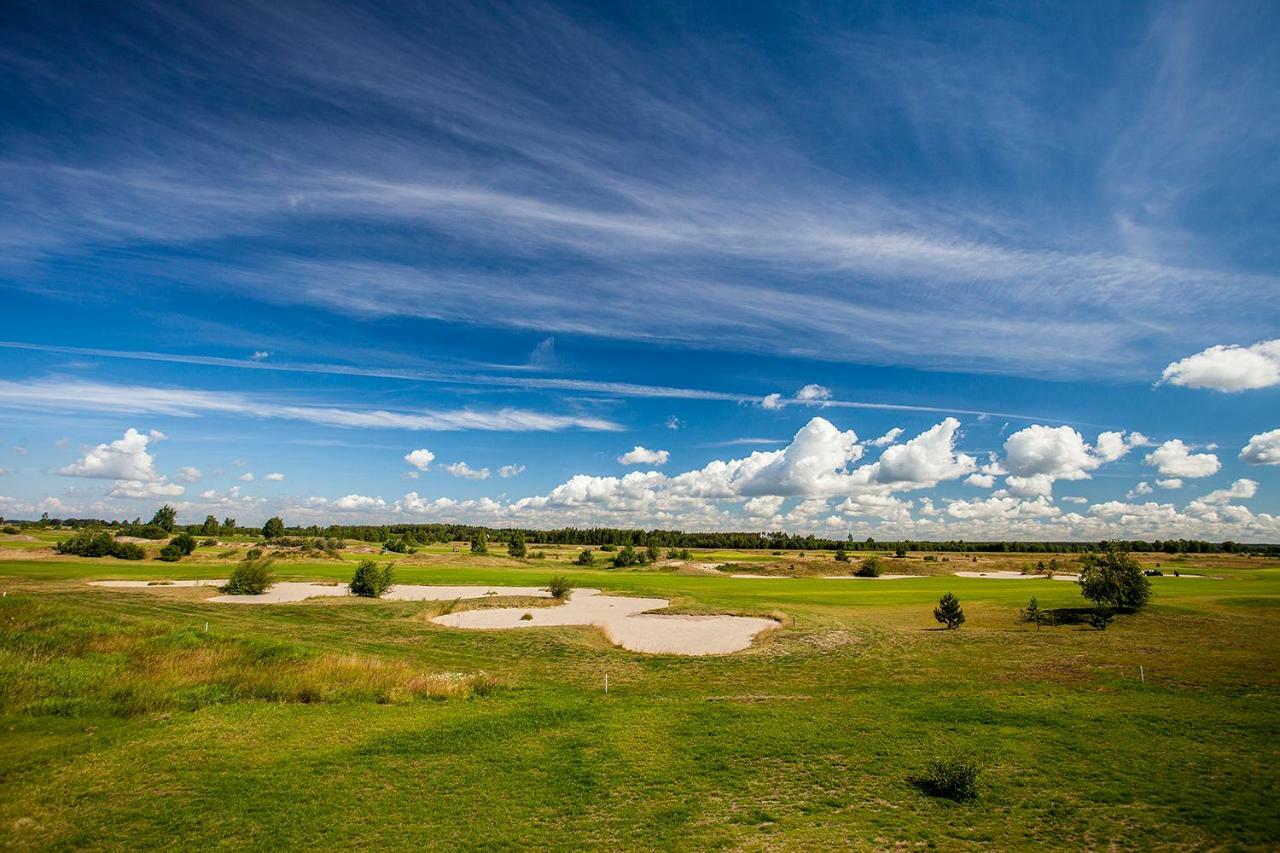 Golf Apartament W Sobieniach Sobienie Jeziory 외부 사진